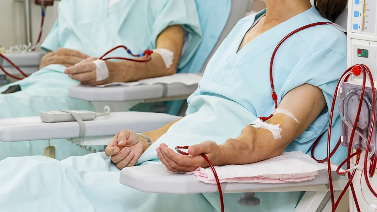 Crisis en sistema de salud: pacientes renales anuncian denuncia pública en Guayaquil