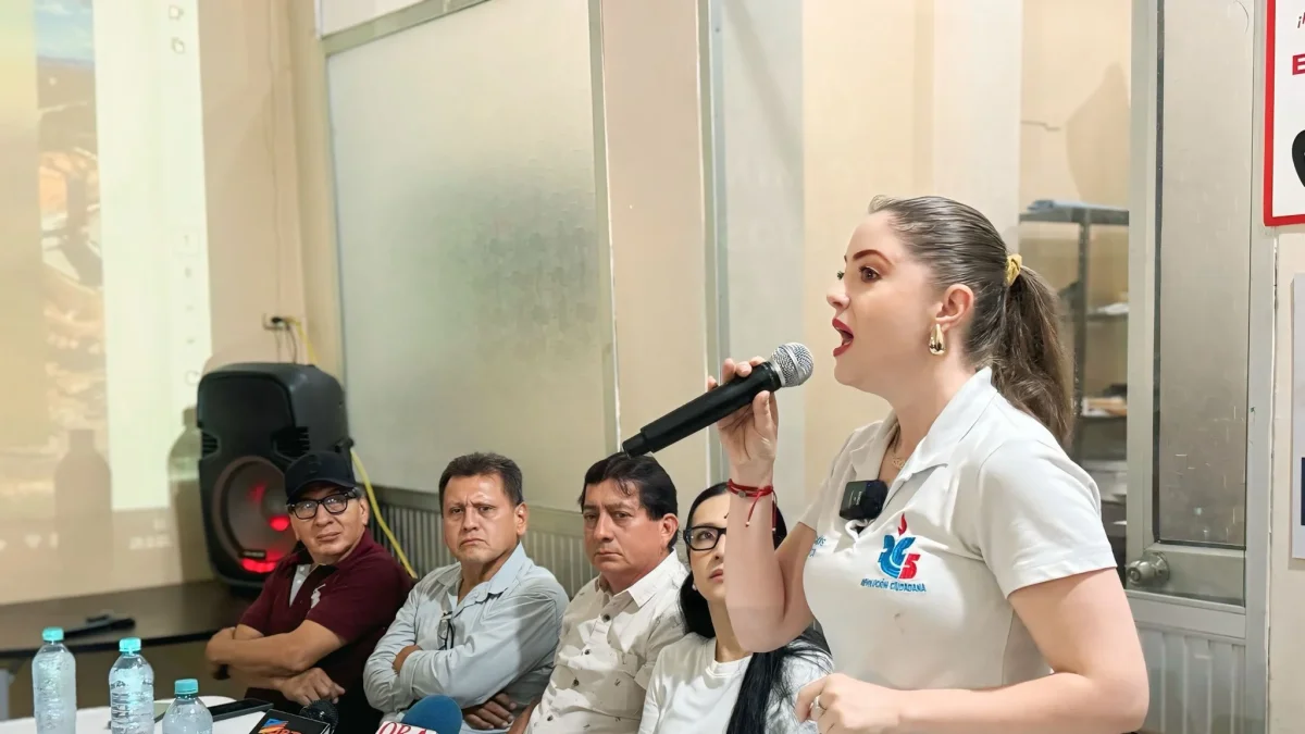 Mónica Palacios inicia fiscalización por desabastecimiento de gasolina y acusa a Noboa de “mentir