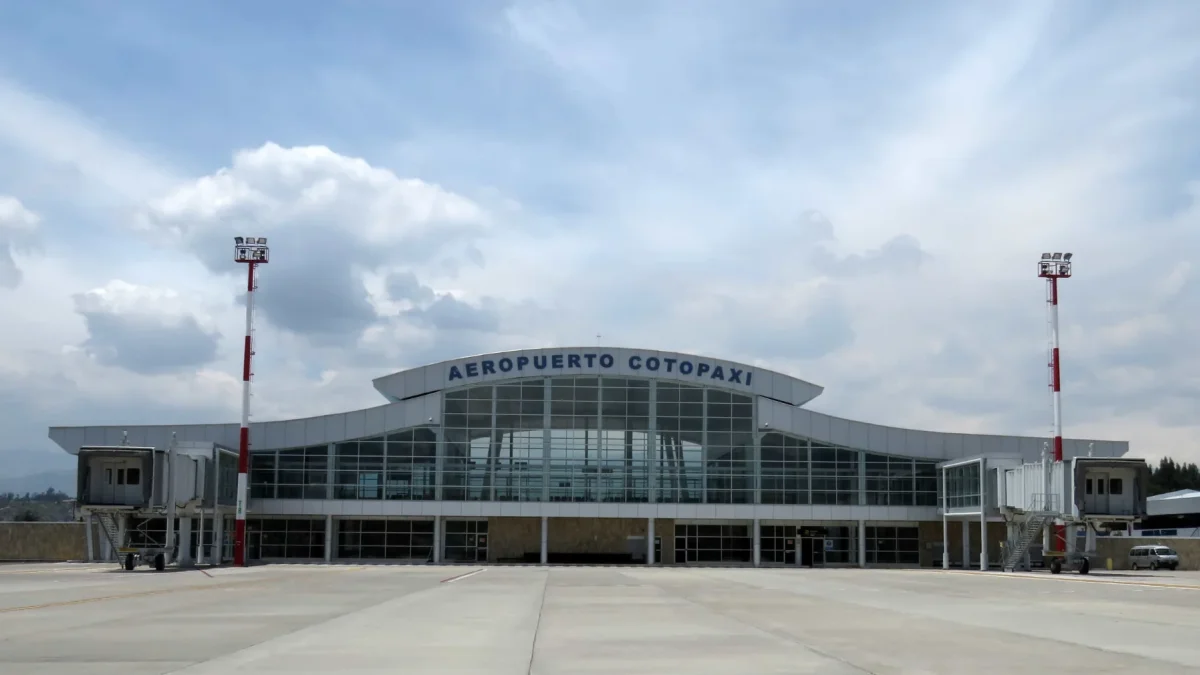 Infraestructura del aeropuerto de Latacunga.