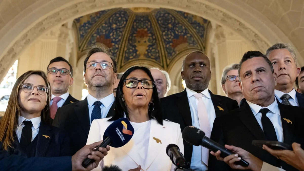 Tensión por el Esequibo: Venezuela entrega 3.000 folios y rechaza de antemano el fallo de la CIJ