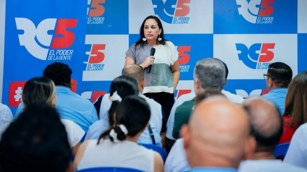 Gabriela Rivadeneira es la presidenta del movimiento Revolución Ciudadana.