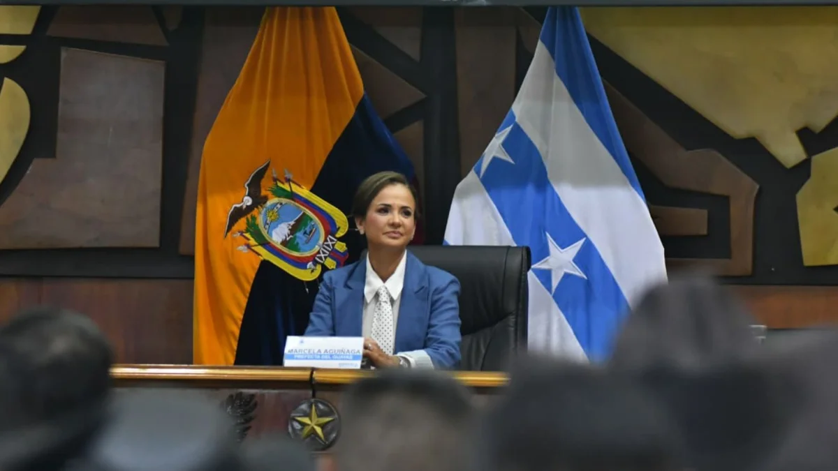 La prefecta Marcela Aguiñaga deja el cargo después de ser electa en 2023.
