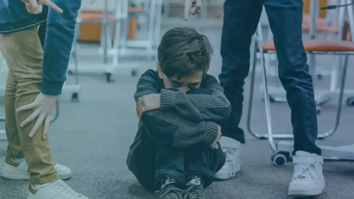 La difusión de un video de presunto acoso escolar generó preocupación entre la comunidad educativa en Quito.
