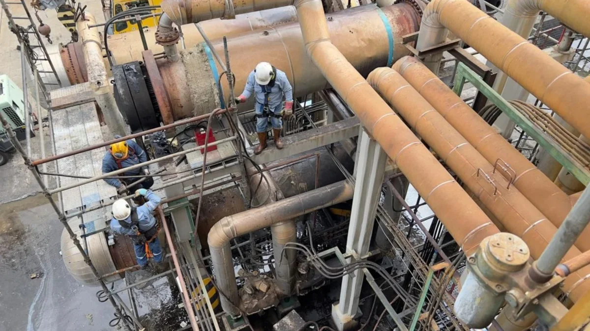 La FCC es considerada el corazón de la Refinería Esmeraldas, pero el complejo refinador aún mantiene 13 unidades fuera de operación o afectadas, según la ARCH.