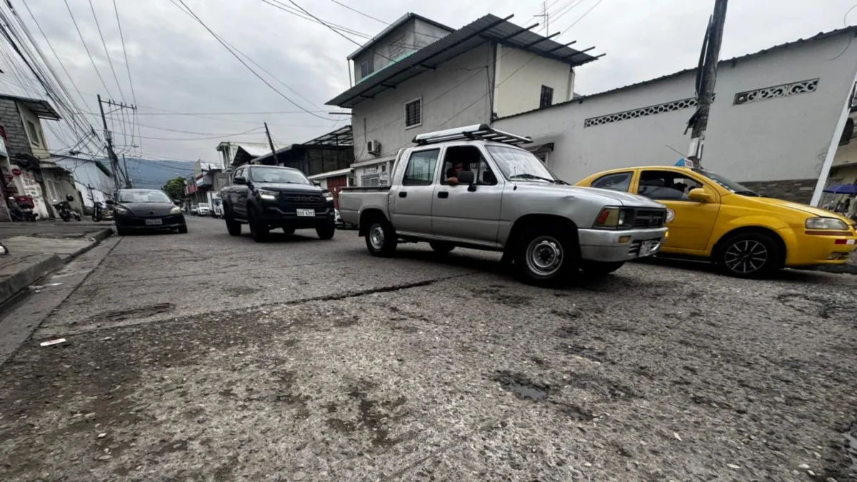 Cierre vial en el norte de Guayaquil: trabajos municipales obliga a cambio de rutas por 4 meses