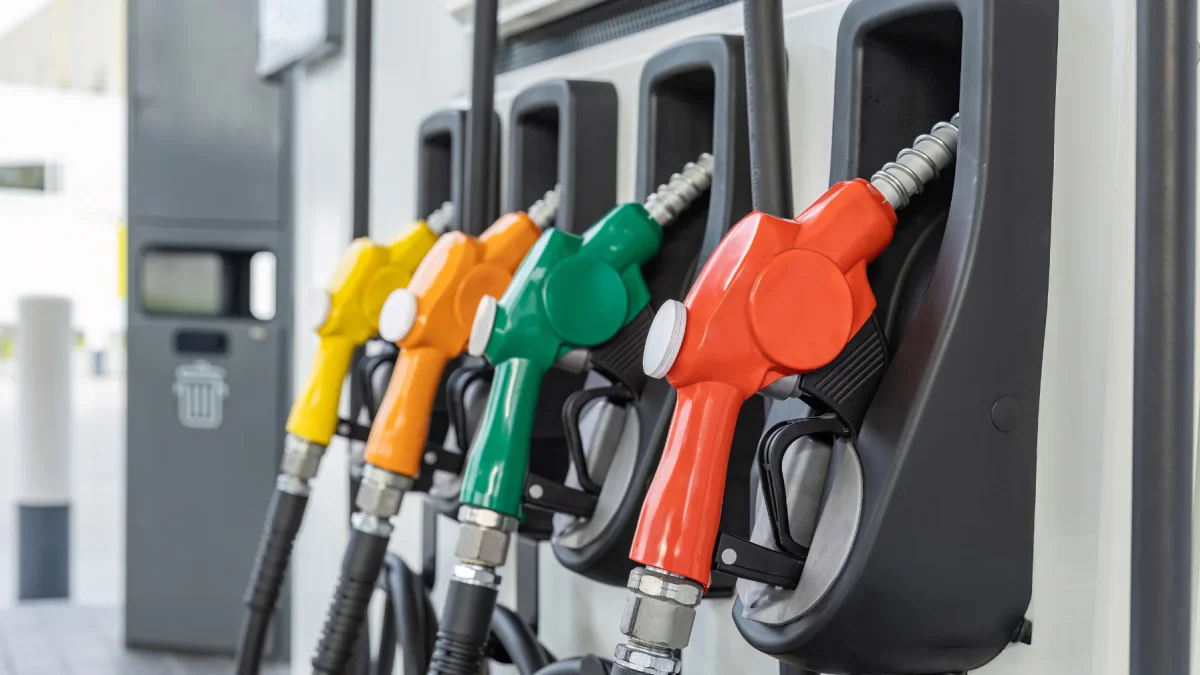 La corrupción detrás del robo de combustibles en Ecuador.
