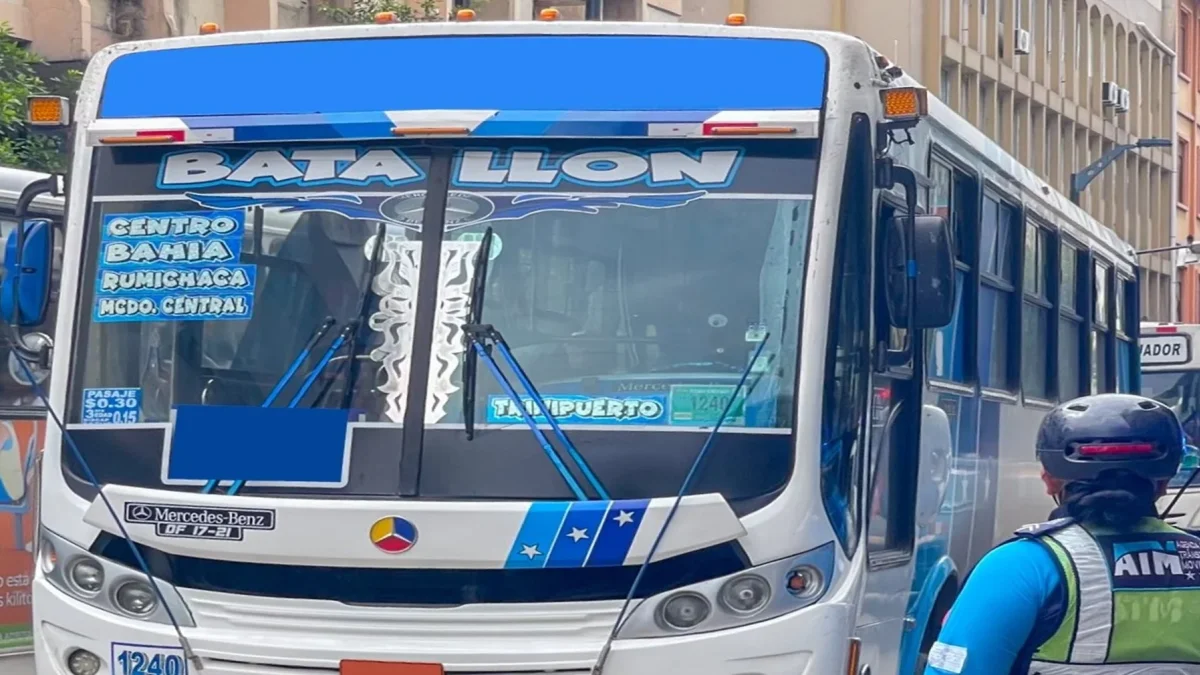 Guayaquil discutirá un proyecto de ordenanza que permitirá el alza del pasaje de los buses.