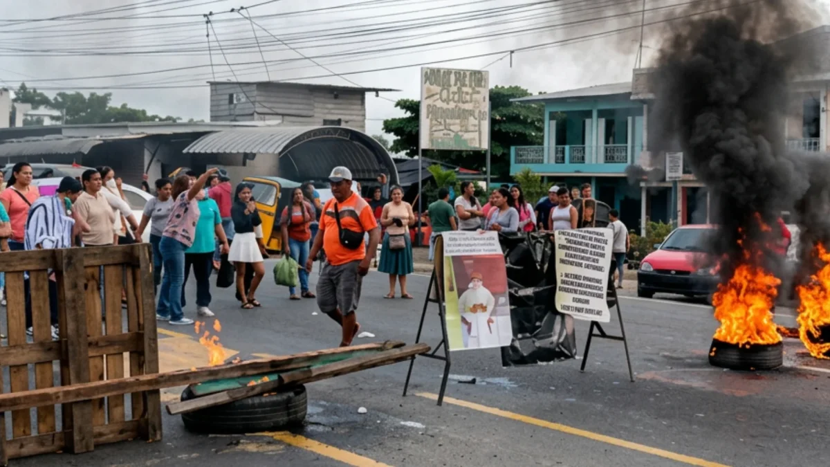 Madres de familia protestaron con quema de llantas por los daños sanitarios en una escuela de Puente Lucía.