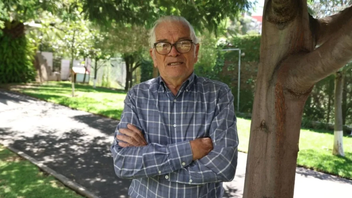El médico Édgar Samaniego fue decano, profesor de Farmacología por casi 50 años y exrector de la Universidad Central del Ecuador.