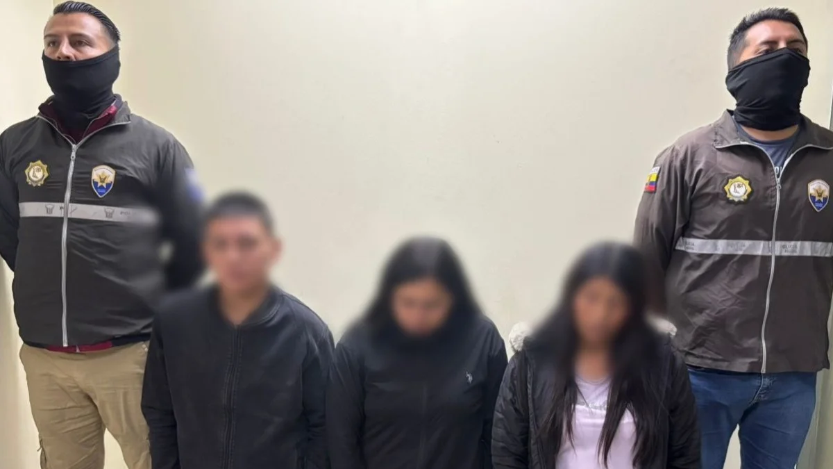 En otro operativo, tres personas fueron aprehendidas por el delito de robo a personas bajo la modalidad de arranchadores.