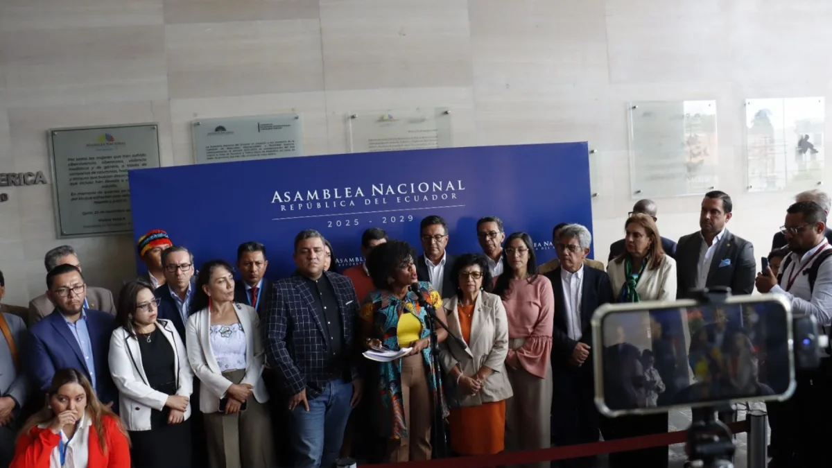 Paola Cabezas buscará que el CAL sancione al presidente de la Asamblea por llamarla 'serpiente'