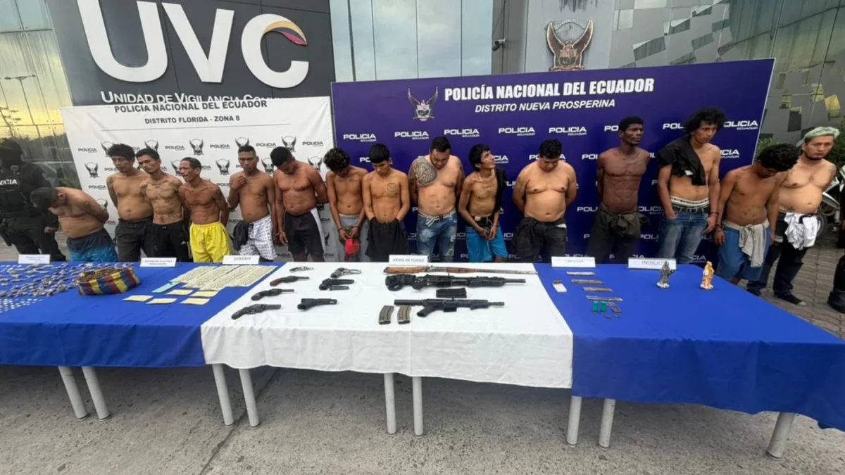 Operativo Apolo 18: 15 detenidos y armas incautadas en Guayaquil