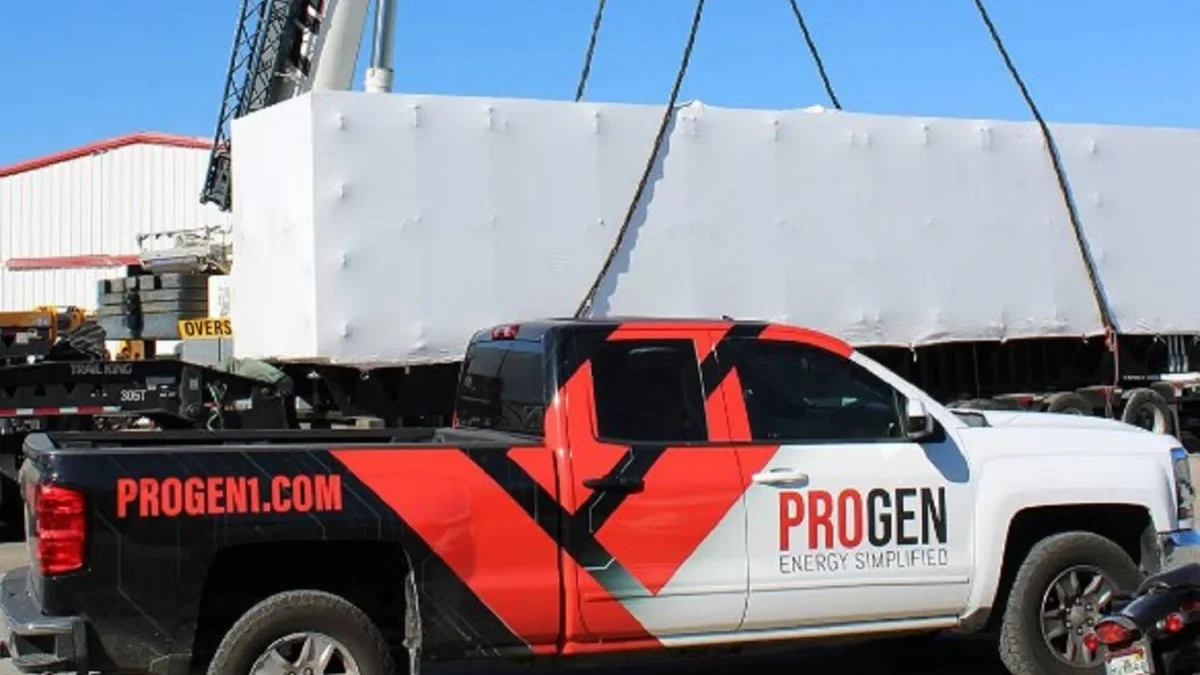 En abril de 2024, Progen mantuvo un canal de comunicación directa con el ministerio de Energía que derivó en la firma de tres contratos por Catamayo, Salitral y Quevedo.