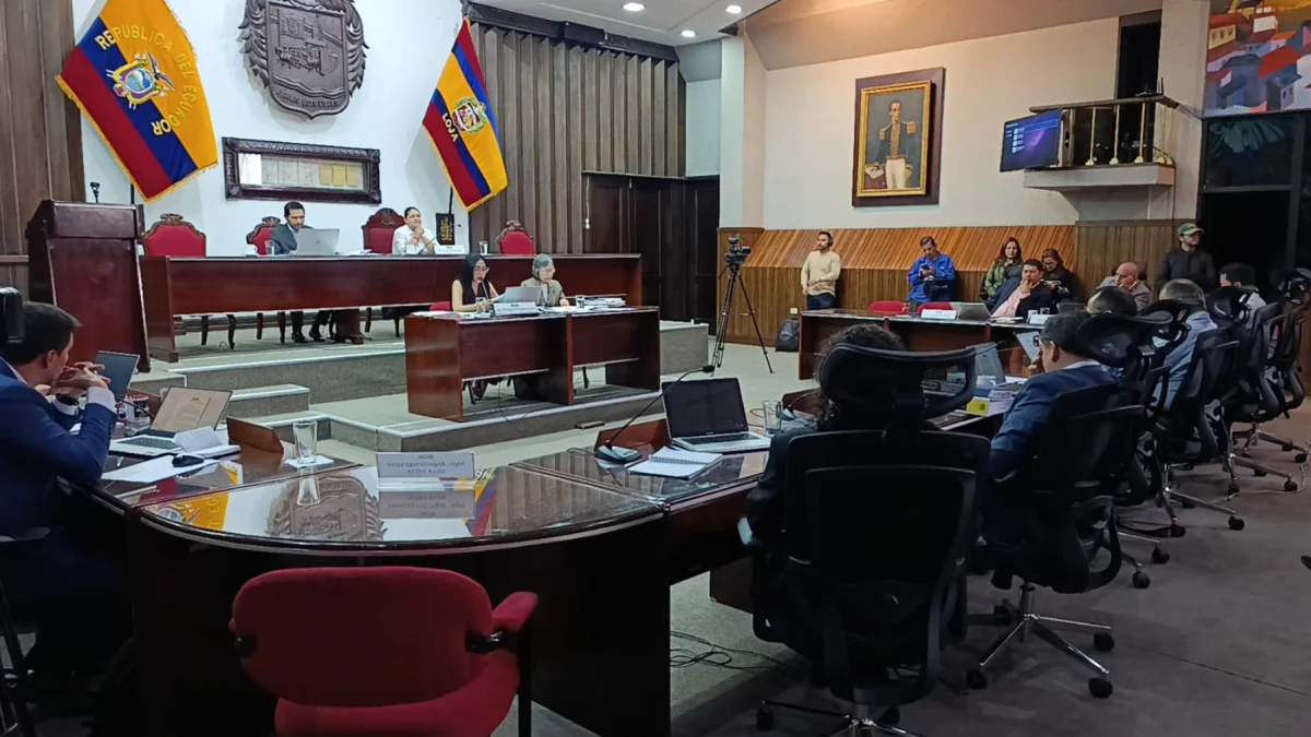 Loja sigue sin buses urbanos tras archivo del alza del pasaje por el Cabildo