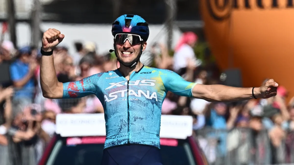 Giro de Italia 2026: Bettiol triunfó en solitario en la etapa 13 y López lideró a los ecuatorianos