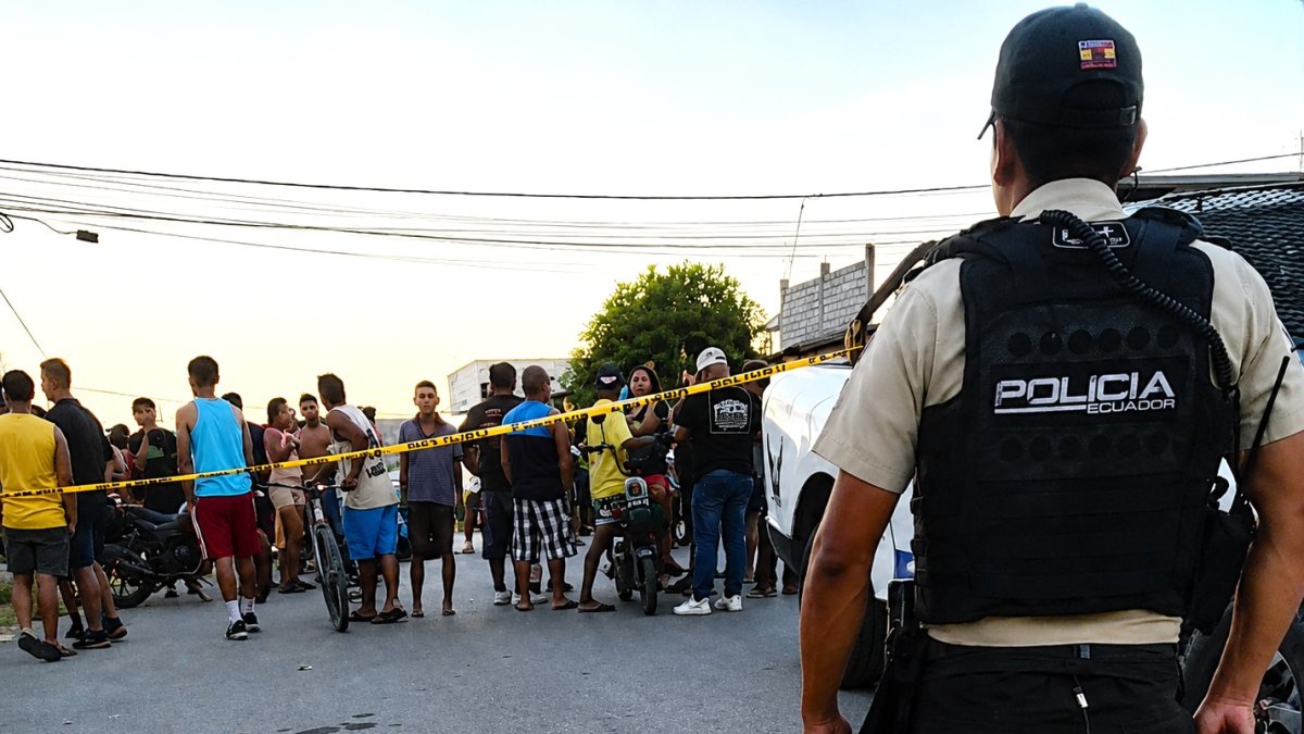 Sicarios desatan terror cerca de un bingo comunitario en Santa Elena