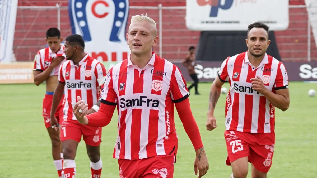Técnico Universitario es uno de los colistas del la tabla de LigaPro.