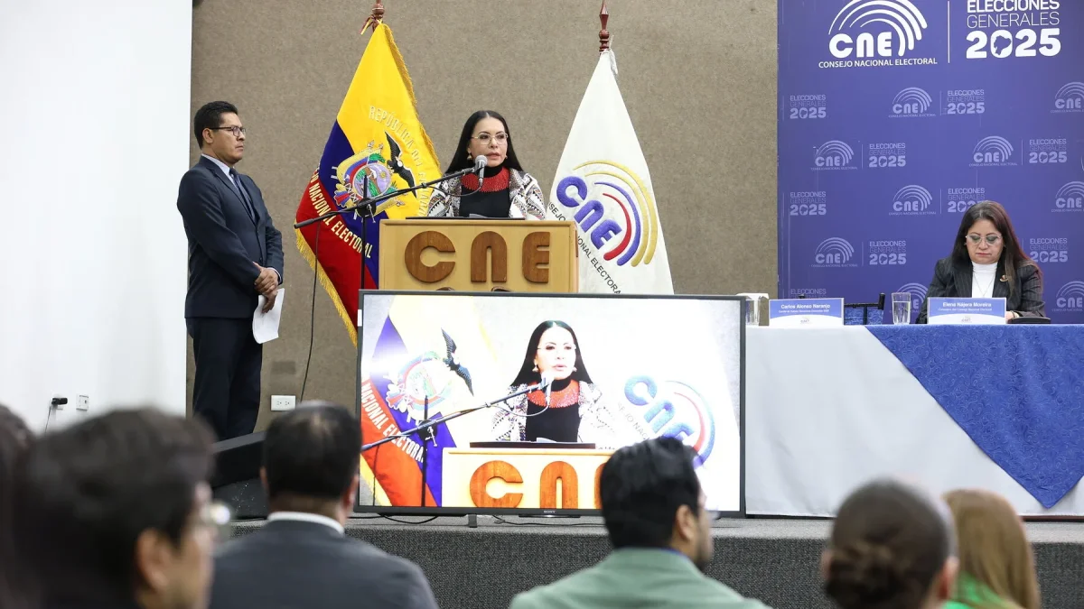 El Pleno del CNE aprobó el informe con el que se dio paso a 51 postulaciones para veedurías ciudadanas.