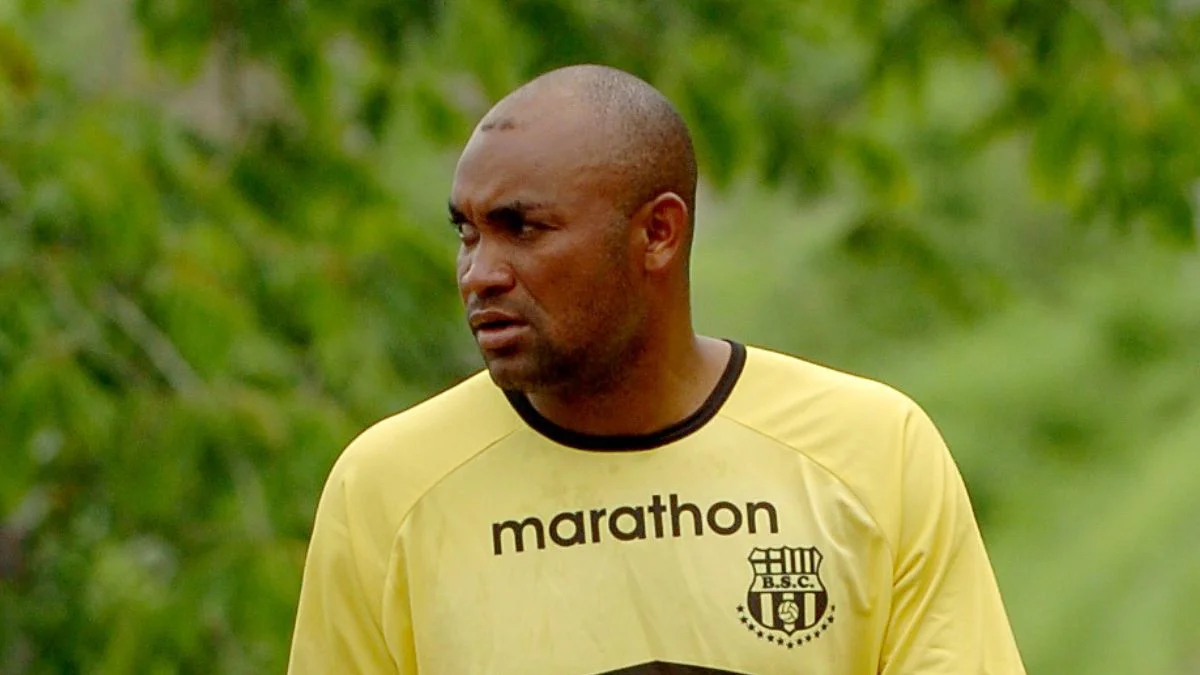Raúl Guerrón, exjugador de la Tri y Barcelona SC, vive el partido más duro de su vida