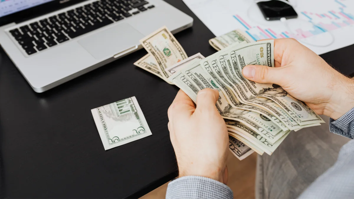 Cooperativas en Ecuador crecen como bancos, pero sin el mismo control