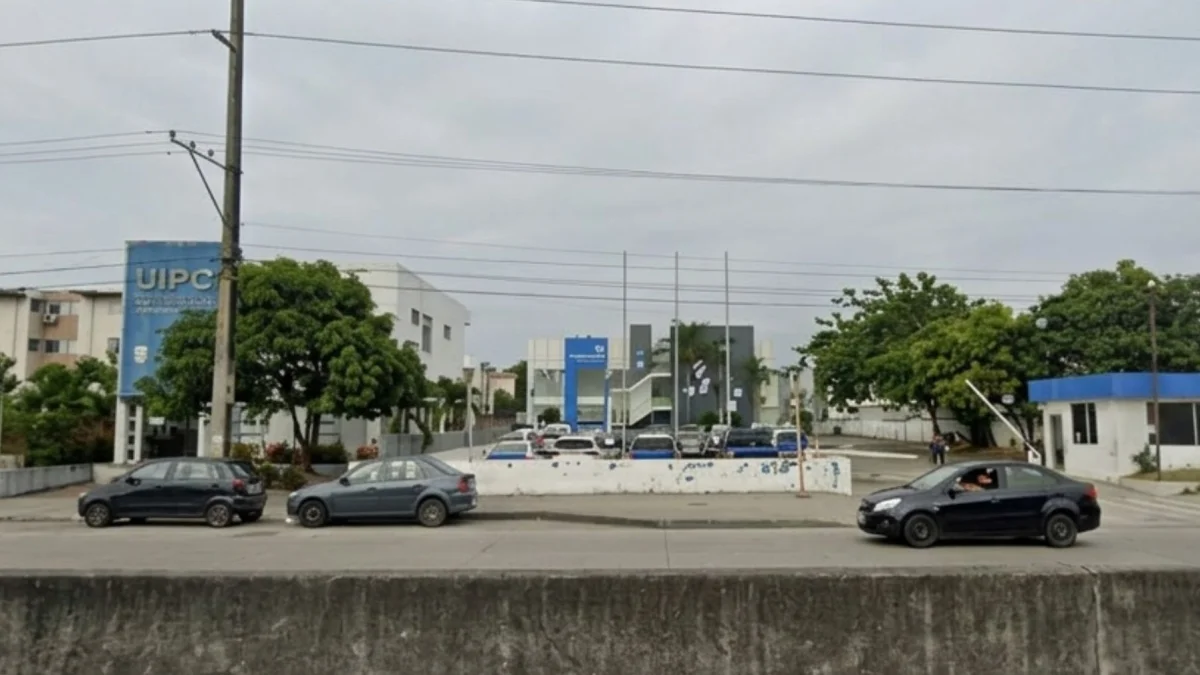 Incendio en la Policía Judicial de Guayaquil: ¿Cuántos vehículos fueron afectados?