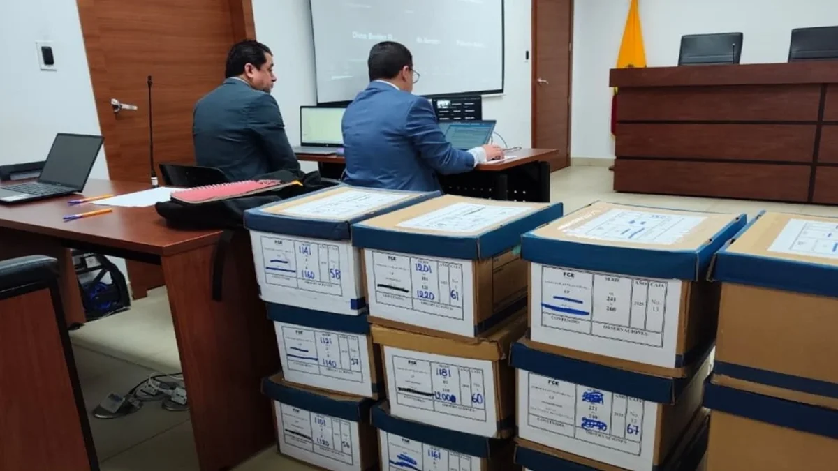 La Fiscalía busca incluir a la esposa y madre de Aquiles Álvarez, tres personas más y nueve empresas a la investigación por el caso Goleada.