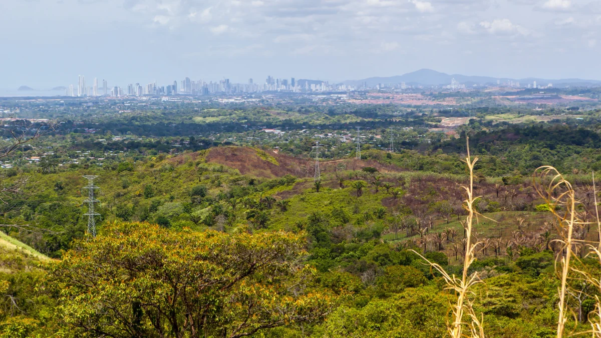 Minería en Cerro Azul: Ministerio de Ambiente aclara el alcance del nuevo acuerdo regulatorio