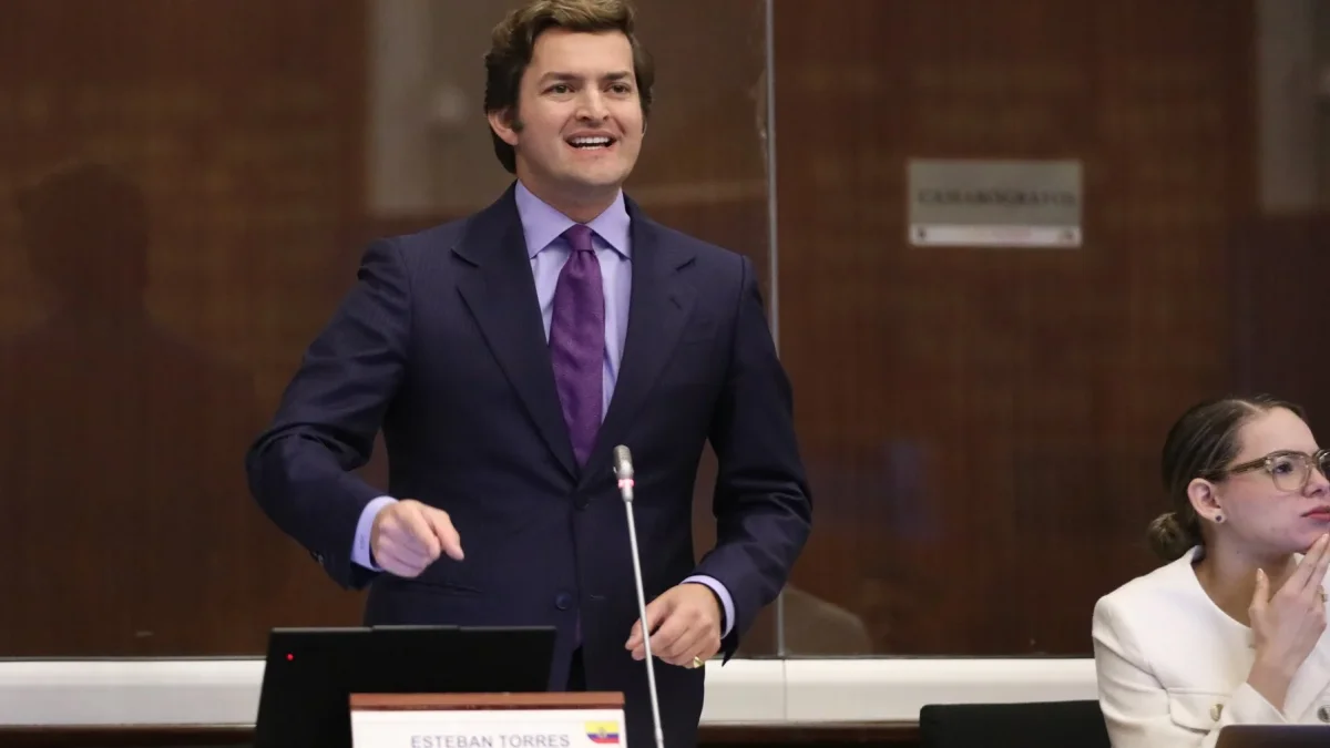 Abogados rechazaron las declaraciones del asambleísta Esteban Torres, por criminalizar esa profesión para justificar el endurecimiento de sanciones contra juristas.