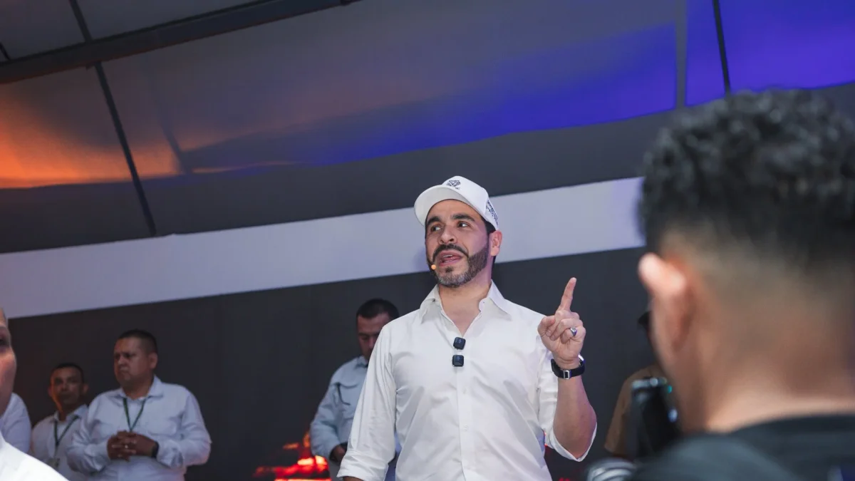Abelardo de la Espriella celebra acuerdo tras reunión virtual con Daniel Noboa
