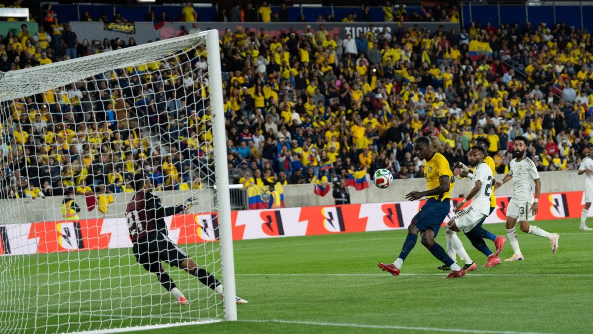 Ecuador venció a Arabia Saudita en el penúltimo amistoso antes del Mundial