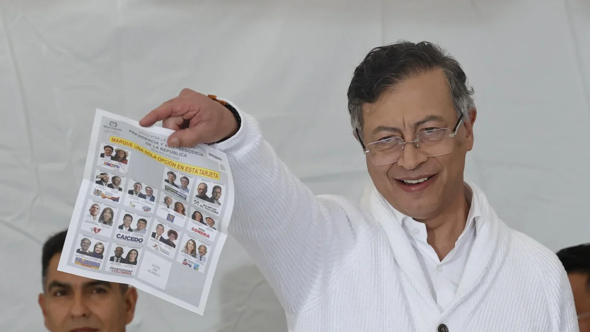 Elecciones en Colombia: Gustavo Petro votó en el Capitolio Nacional