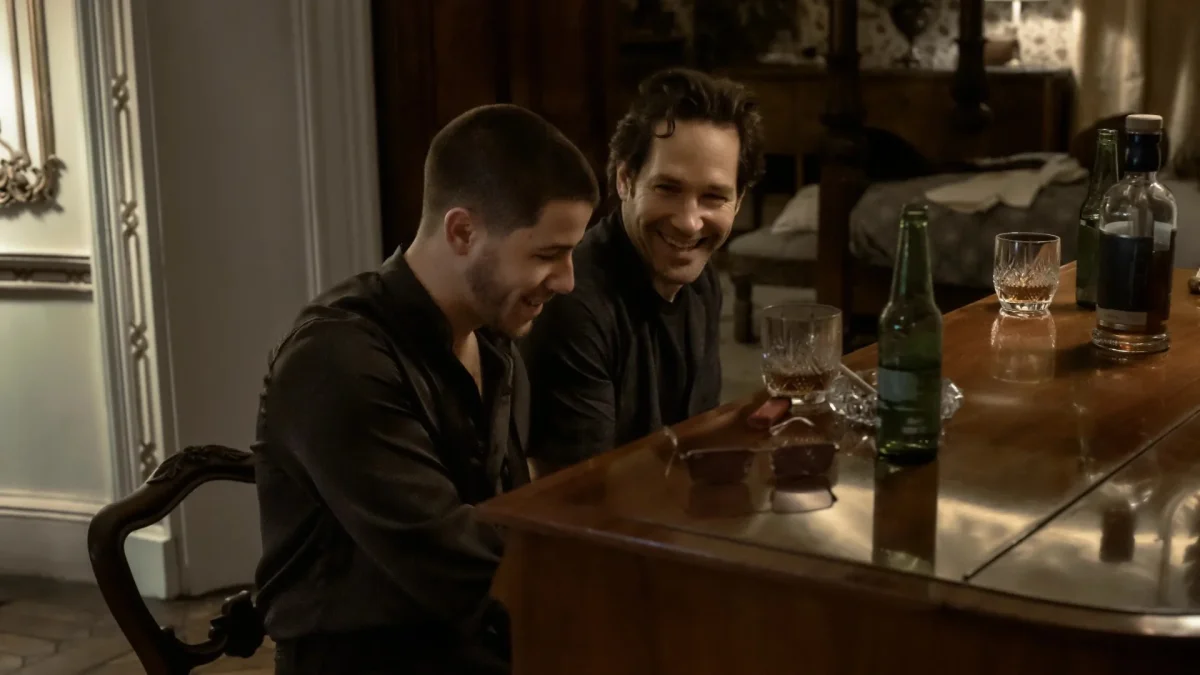 Con sus papeles, Paul Rudd y Nick Jonas ponen sobre la mesa un tema tan actual como los derechos de autor.