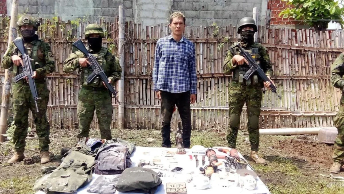 Militares detuvieron a un presunto miembro de Los Lobos en Babahoyo durante un operativo.