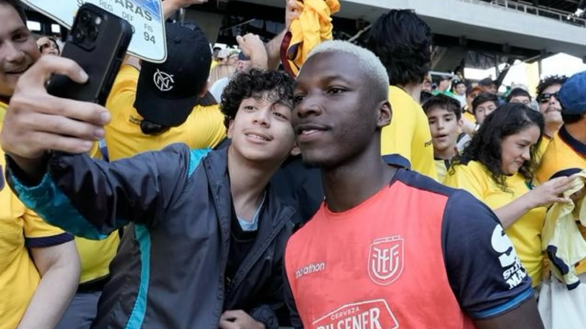 Moisés Caicedo es hoy uno de los jugadores más valiosos y cotizados de la selección.