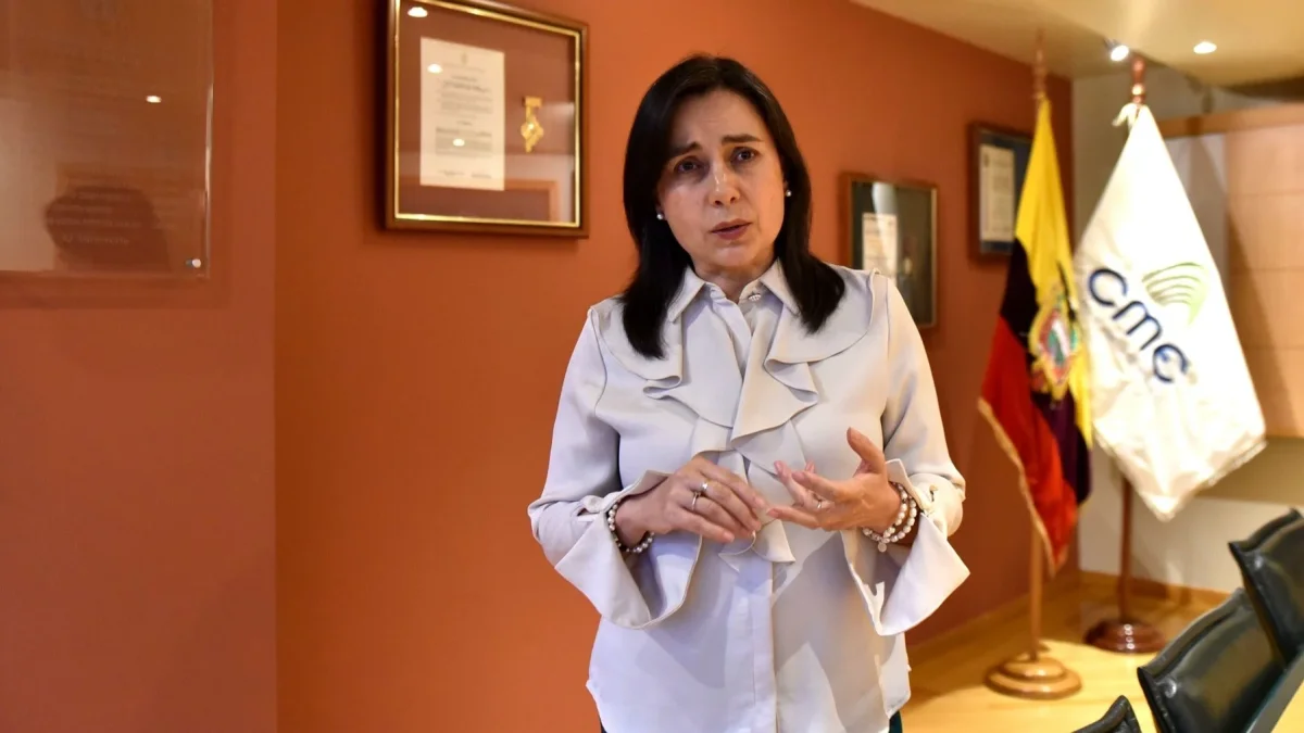María Eulalia Silva es presidenta ejecutiva de la Cámara de Minería del Ecuador (CME) expone el alcance de los nuevos acuerdos ministeriales 056 y 057.