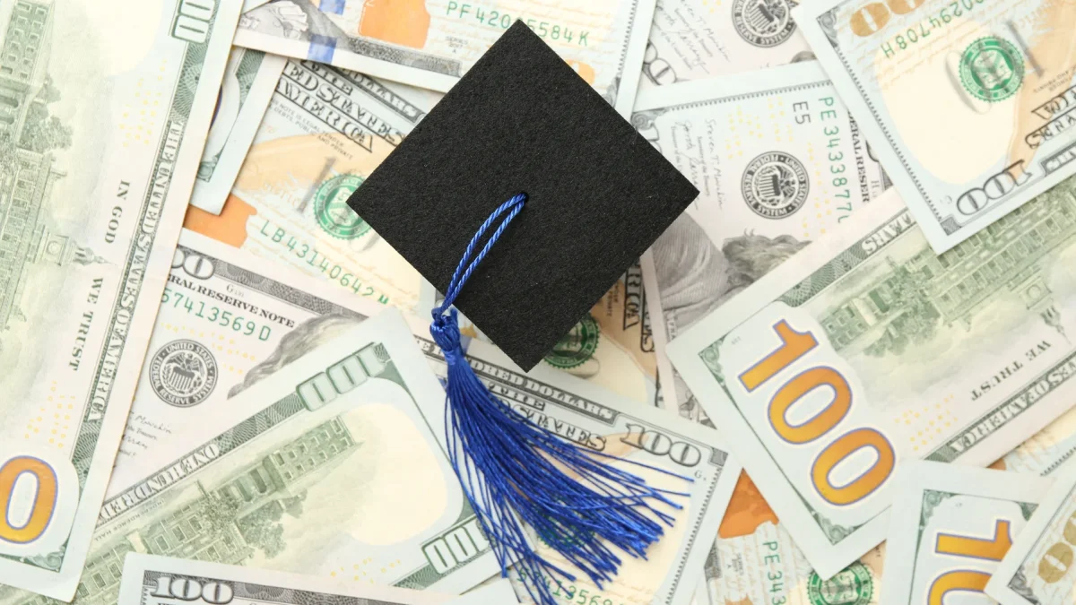 El programa Jóvenes Nuevo Ecuador entregará 3.276 becas de $ 828 para estudiantes de instituciones técnicas, tecnológicas y universitarias del país