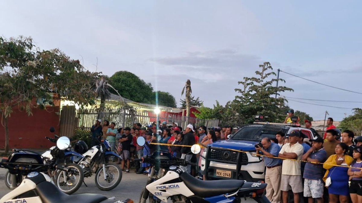 En la parroquia Muey, perteneciente al cantón Salinas dos hombres fueron asesinados al estilo sicariato