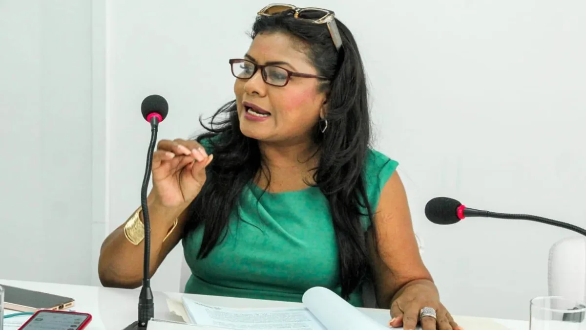 Laura Yagual es la alcaldesa subrogante de Esmeraldas, tras la detención de Vicko Villacís.