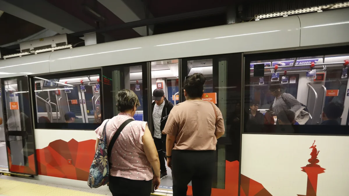 Qué hacer si te multan en el Metro de Quito: pasos, plazos y