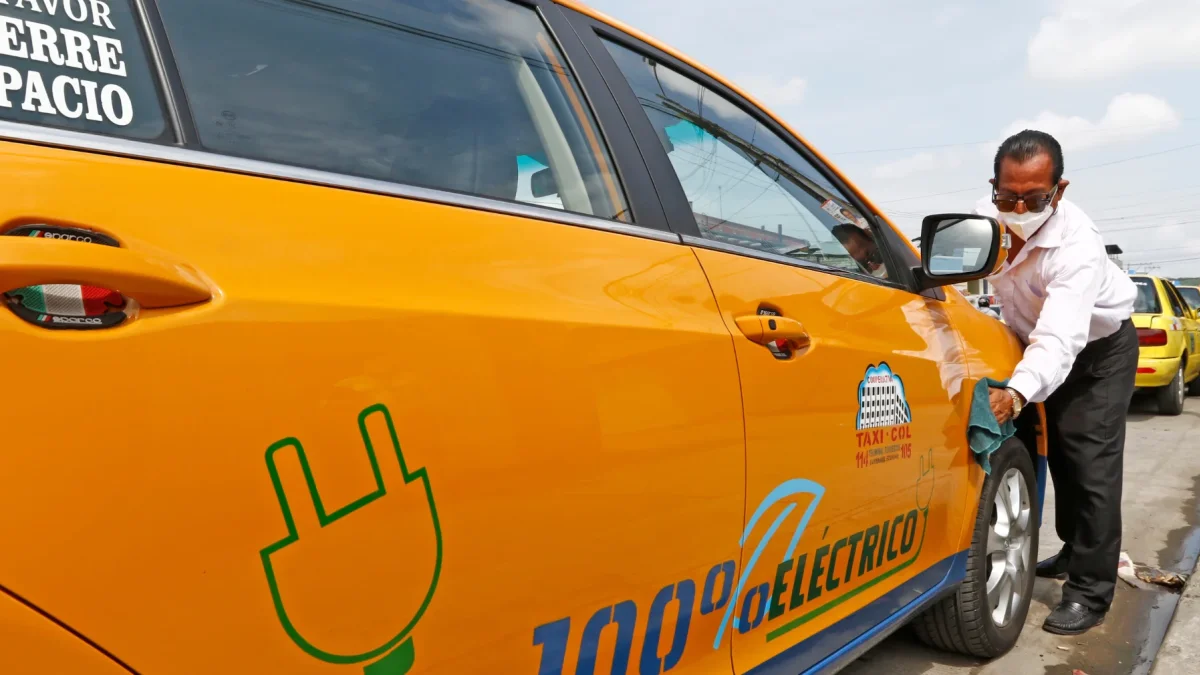 Carros eléctricos e híbridos ya representan el 24,