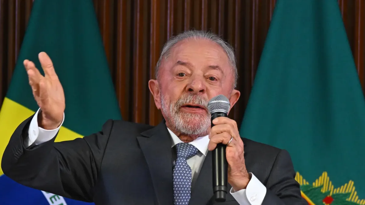 Elecciones Brasil: Lula lanza una ofensiva para arrebatar el