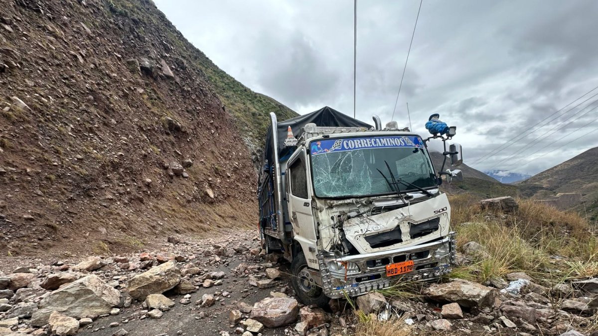 Mujer pierde la vida en la vía Cuenca- Girón- Pasaje al cruz