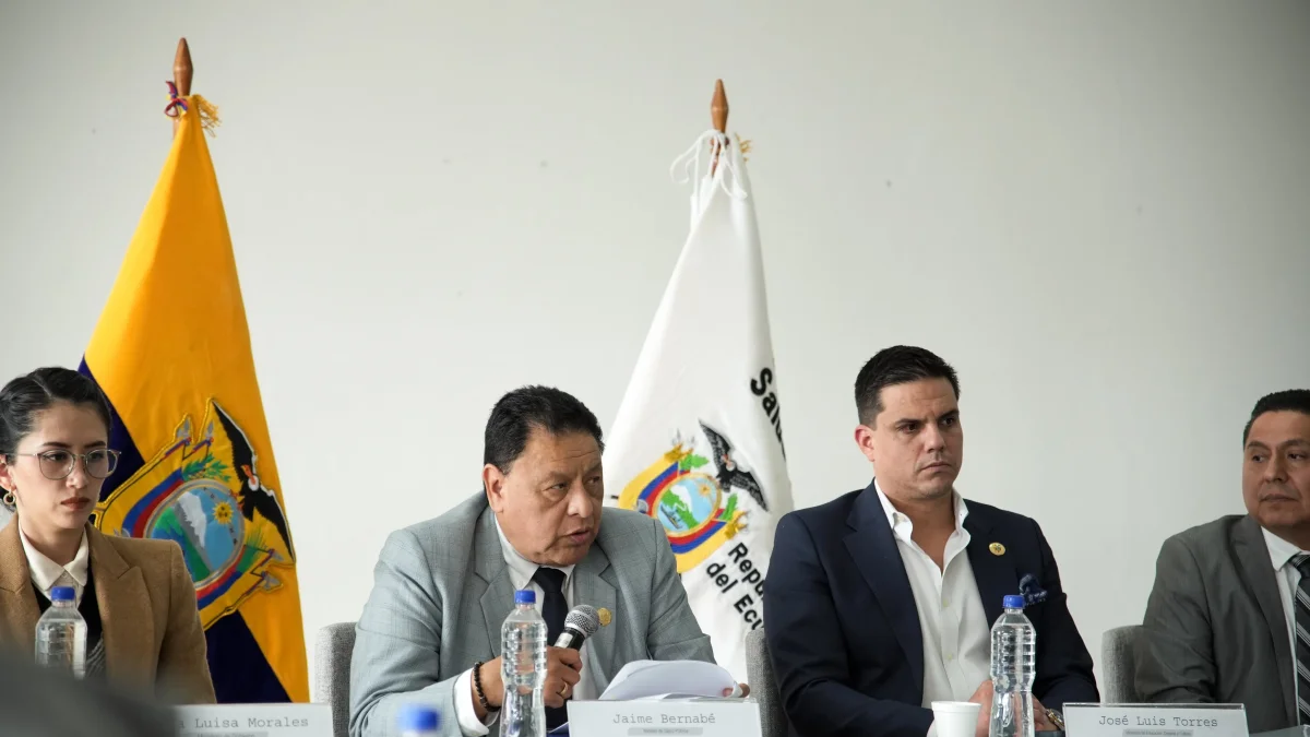 Jaime Bernabé, ministro de Salud, dirije el Comité Interinstitucional de Prevención Integral del Fenómeno Socioeconómico de las Drogas.