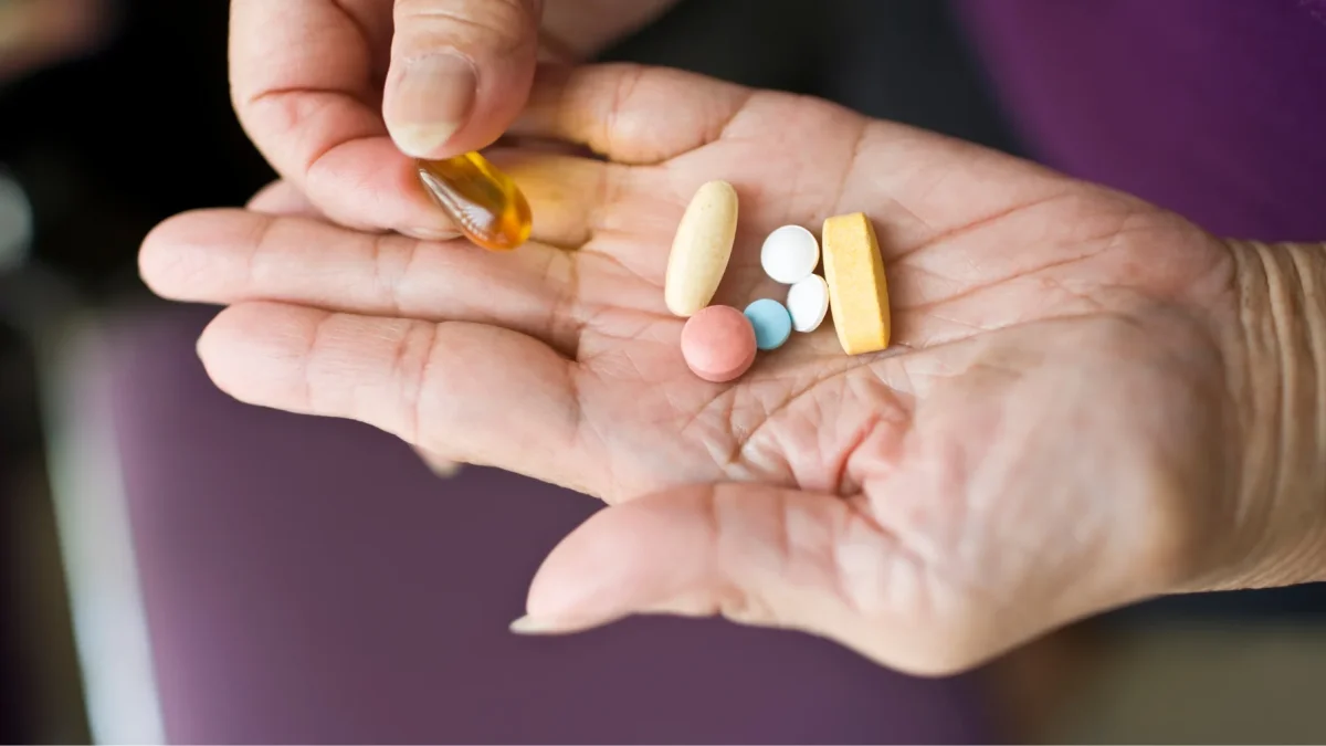 Mientras el sector privado impulsa la economía con utilidades sólidas, la distribución estatal de medicamentos enfrenta serias dudas sobre su eficiencia, control aduanero y transparencia logística.