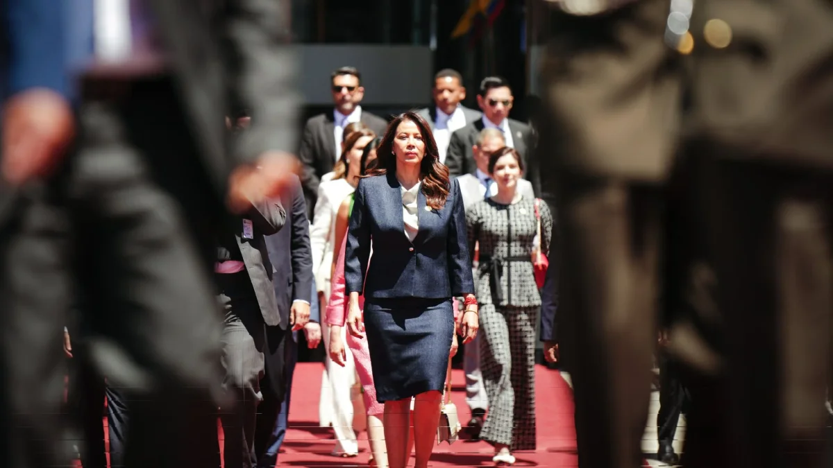 Gobierno Ecuador refuerza seguridad de Cynthia Gellibert, junio 2026, Quito, por perfil de riesgo detectado por Casa Militar.
