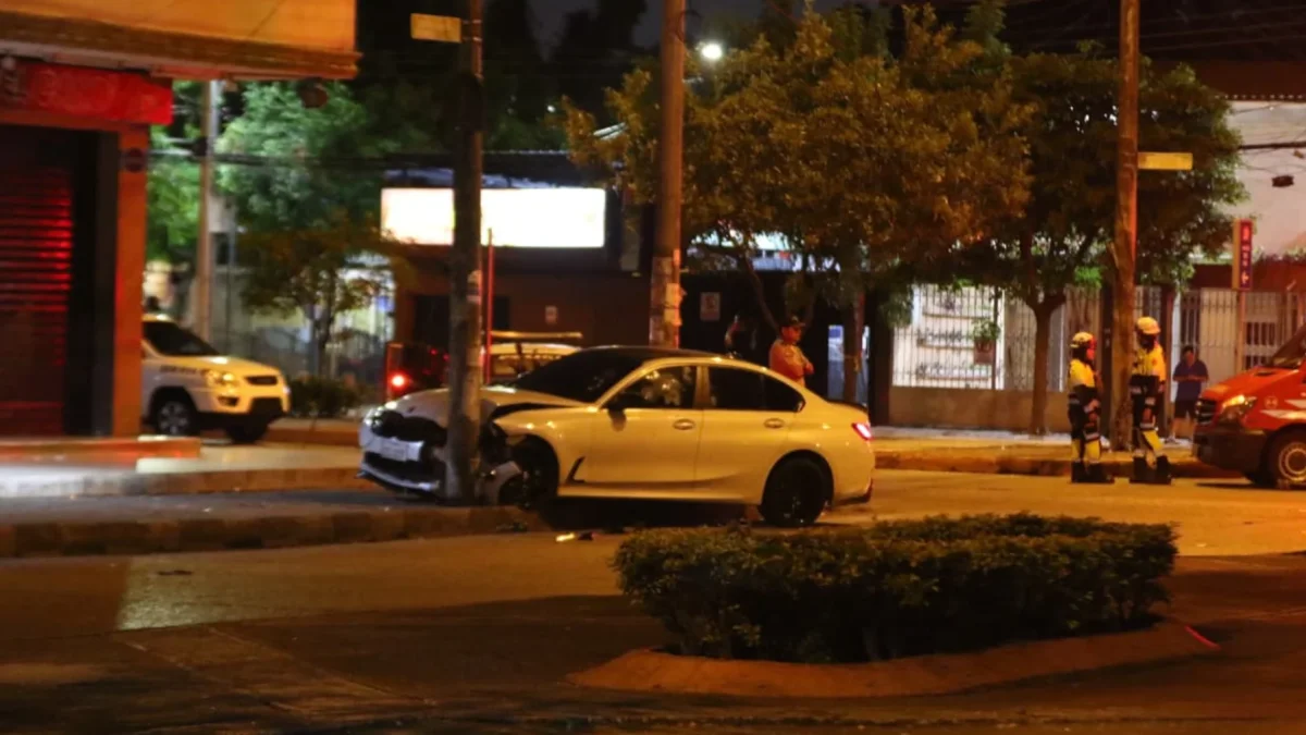 Ataque a vehículo de lujo en La Garzota genera ala