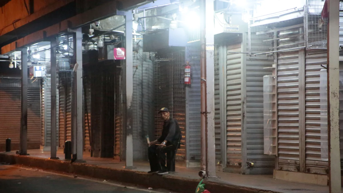 Moradores del centro aseguran que la inseguridad ha cambiado la forma de vivir, trabajar y transitar por el corazón de la ciudad.