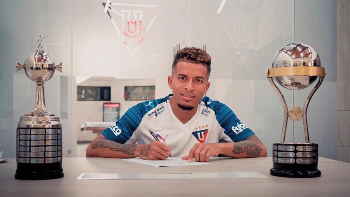 Kevin Velasco firmó con Liga de Quito.