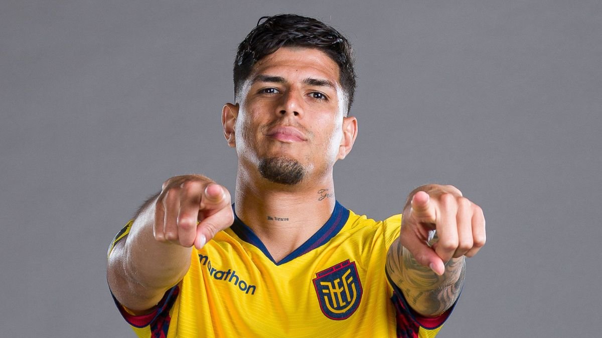 Piero Hincapié defensa del Arsenal de Inglaterra y de la Selección de Ecuador.