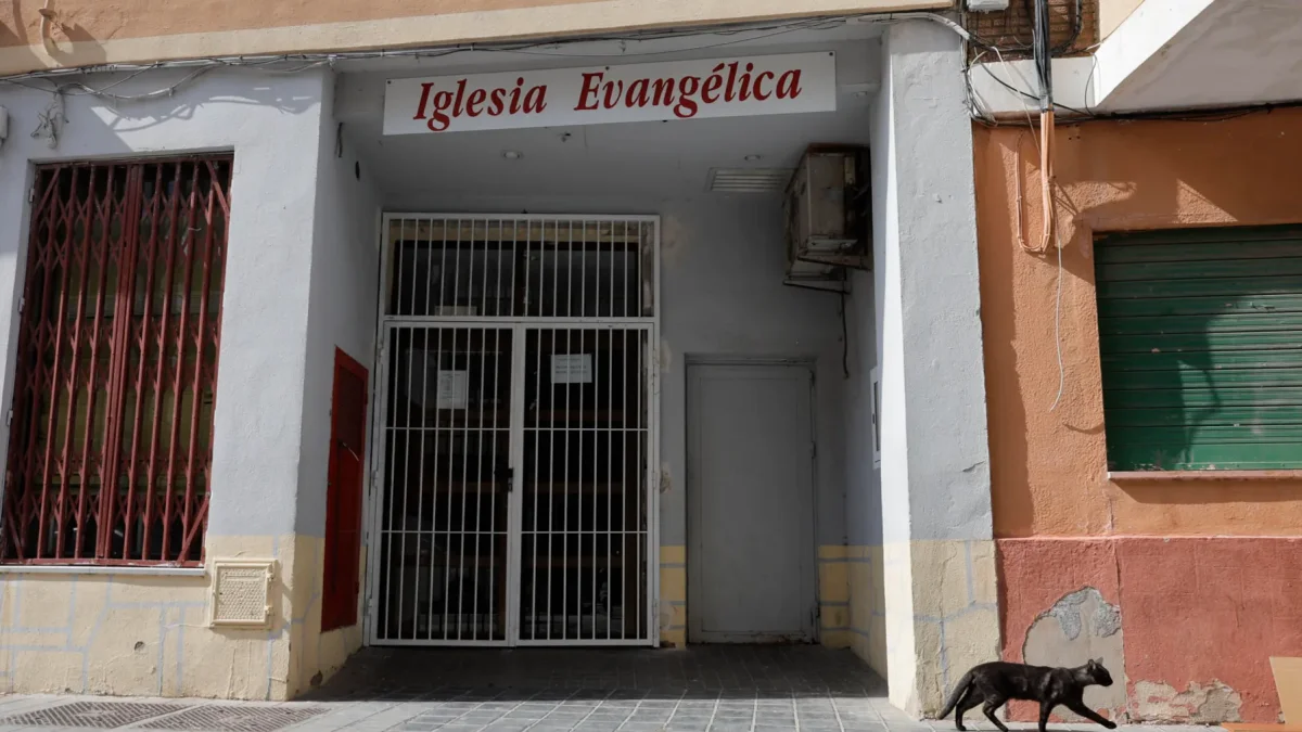 Una iglesia evangélica en el barrio valenciano de Nazaret.